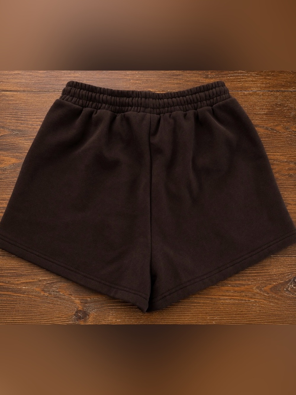 WILO Women’s Espresso Drawstring Shorts Size M - Picture 2 of 4
